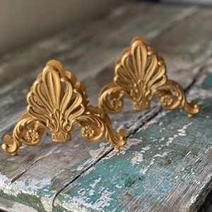 French Gold Metal Neoclassical Knife Rests Hollywood recency formal